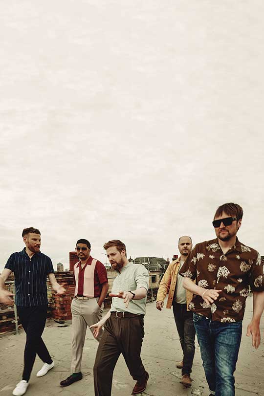 KAISER CHIEFS